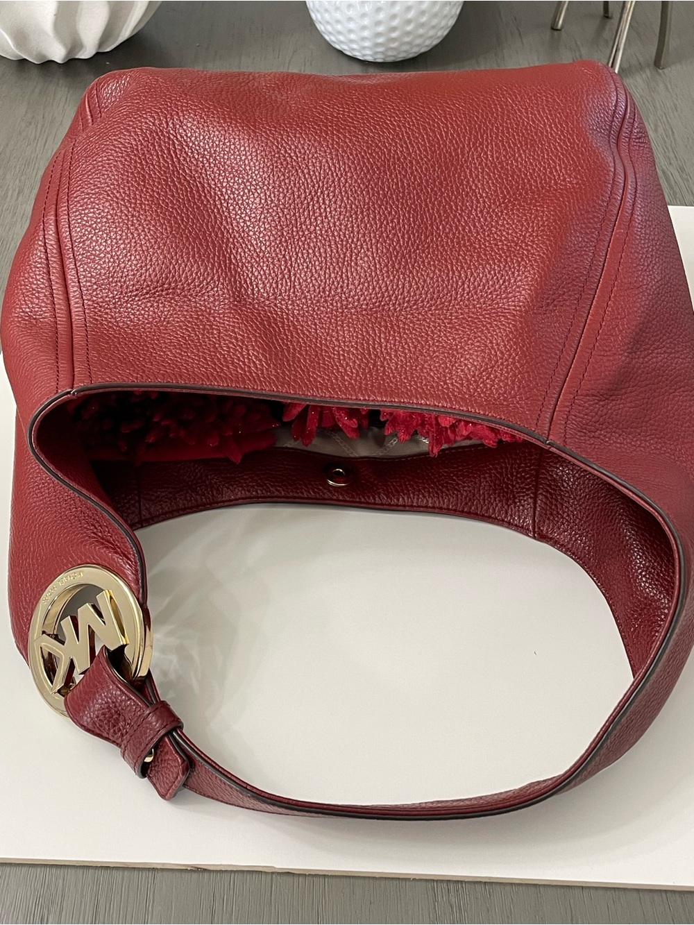 Michael Kors Large Pebbled Leather Hobo Shoulder Bag Burgundy Wine Gold Tone - Picture 6 of 13